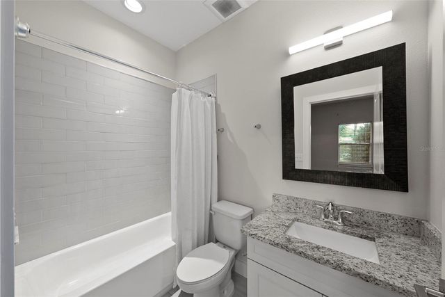 3122 W AZEELE STREET 3, Tampa, FL 33609