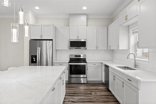 3122 W AZEELE STREET 3, Tampa, FL 33609