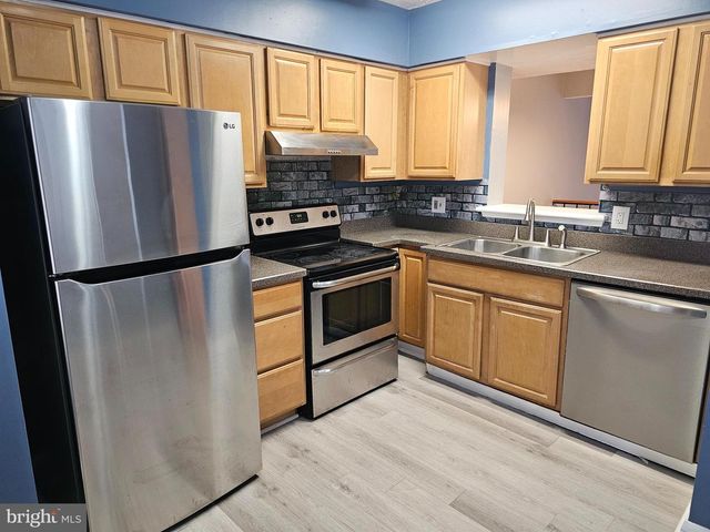 822 JOSHUA TREE CT, Owings Mills, MD 21117