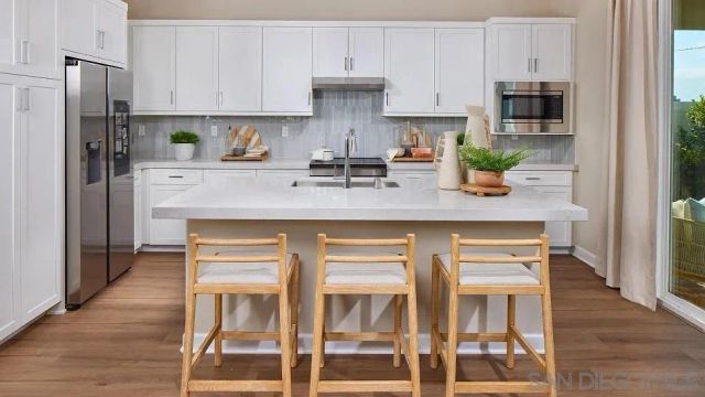 107 Metz Way, Oceanside, CA 92057