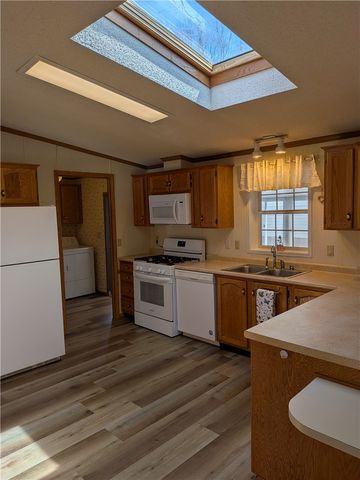 269 Ridge Ln, Murrysville, PA 15668