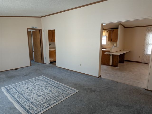 269 Ridge Ln, Murrysville, PA 15668