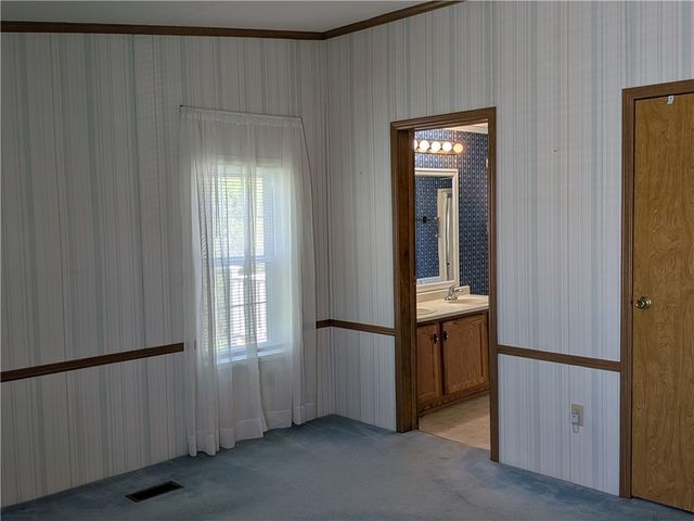 269 Ridge Ln, Murrysville, PA 15668