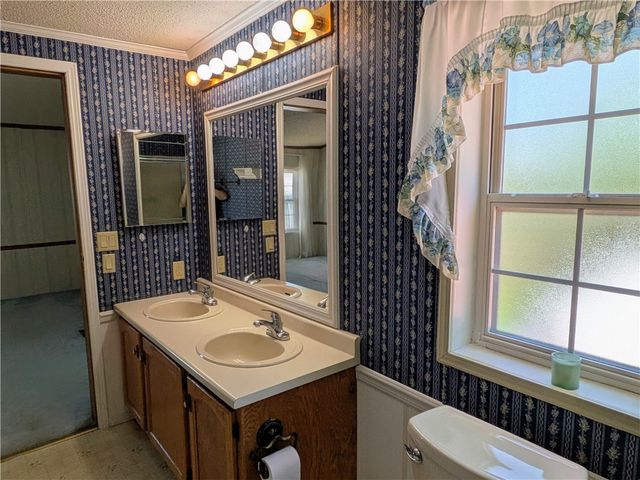 269 Ridge Ln, Murrysville, PA 15668