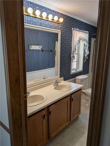 269 Ridge Ln, Murrysville, PA 15668