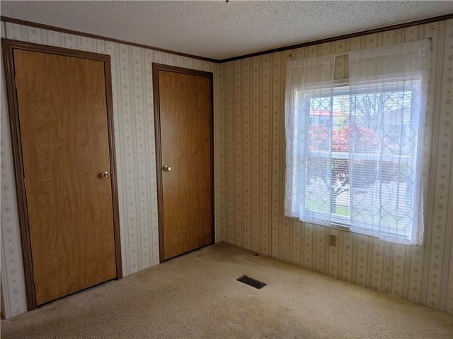 269 Ridge Ln, Murrysville, PA 15668