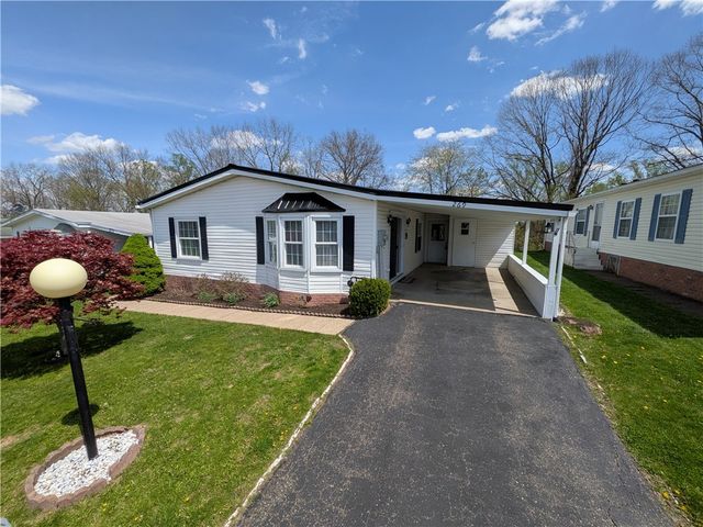 269 Ridge Ln, Murrysville, PA 15668