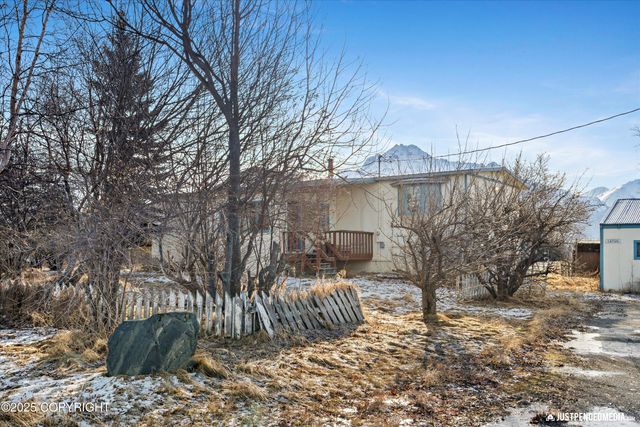 13700 E Outer Springer Loop, Palmer, AK 99645