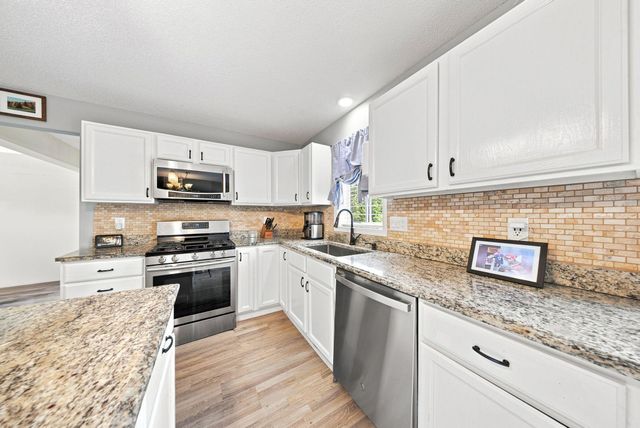 10268 Windrose Curve, Elko New Market, MN 55020