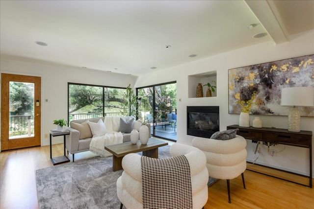 90 Hayfields Road, Portola Valley, CA 94028