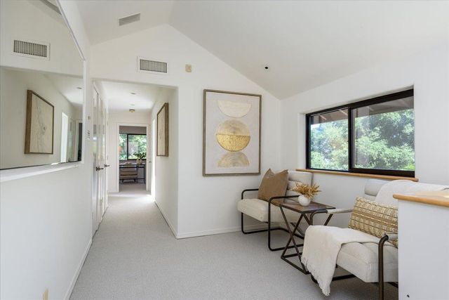 90 Hayfields Road, Portola Valley, CA 94028