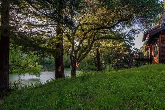 90 Hayfields Road, Portola Valley, CA 94028