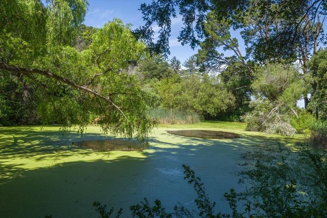 90 Hayfields Road, Portola Valley, CA 94028