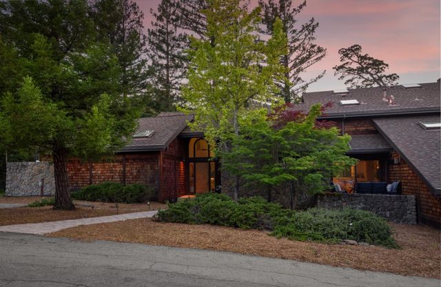 90 Hayfields Road, Portola Valley, CA 94028