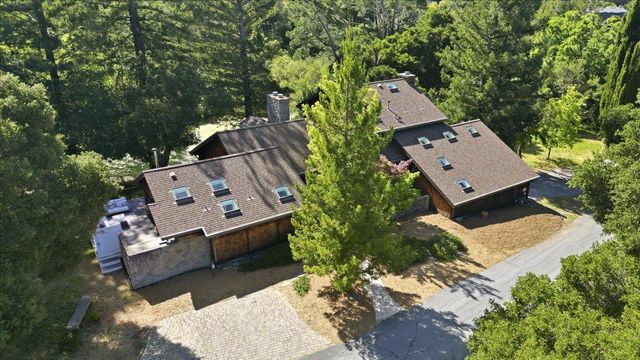 90 Hayfields Road, Portola Valley, CA 94028