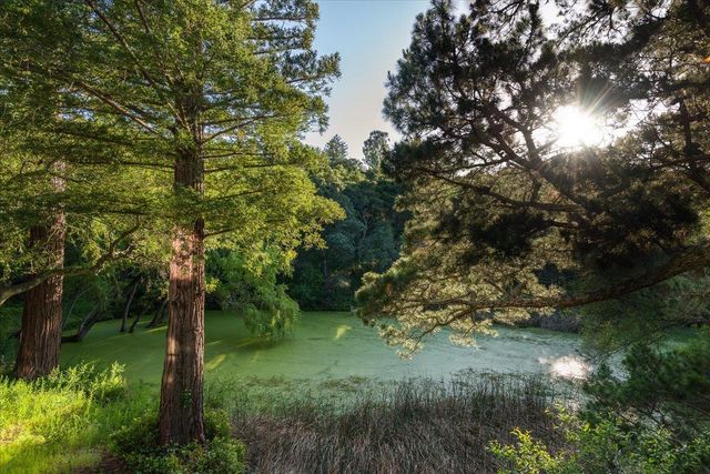 90 Hayfields Road, Portola Valley, CA 94028