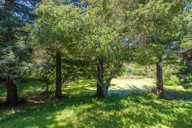 90 Hayfields Road, Portola Valley, CA 94028