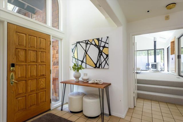 90 Hayfields Road, Portola Valley, CA 94028
