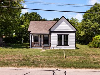 305 Santa Fe Street, Joshua, TX 76058