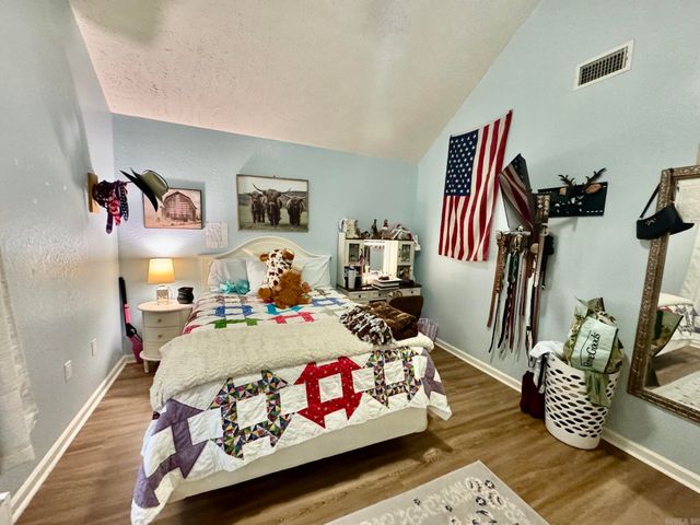 3 Hyde Park Circle, Conway, AR 72034