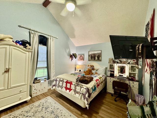 3 Hyde Park Circle, Conway, AR 72034
