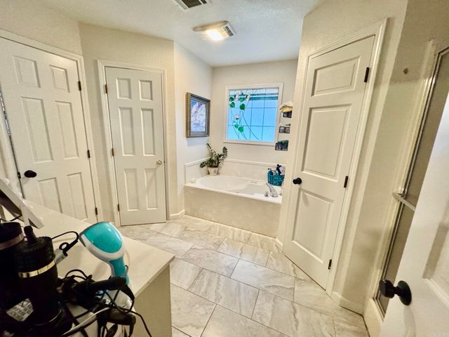 3 Hyde Park Circle, Conway, AR 72034