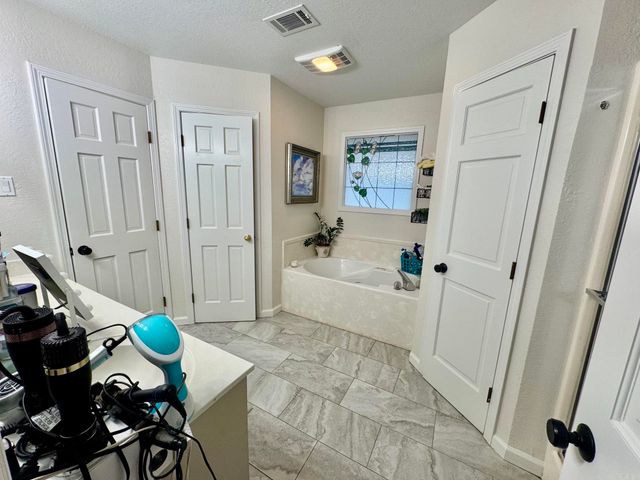3 Hyde Park Circle, Conway, AR 72034