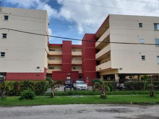 1627 NW 18th Street 403, Miami, FL 33125