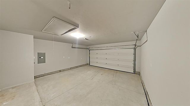19617 Brookeville Drive, Edmond, OK 73012