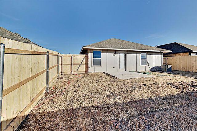 19617 Brookeville Drive, Edmond, OK 73012