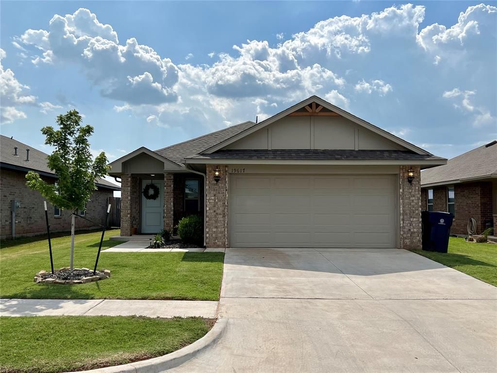 19617 Brookeville Drive, Edmond, OK 73012