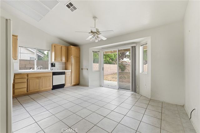 3723 W Avenue J4, Lancaster, CA 93536
