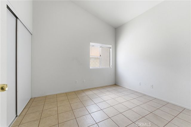 3723 W Avenue J4, Lancaster, CA 93536