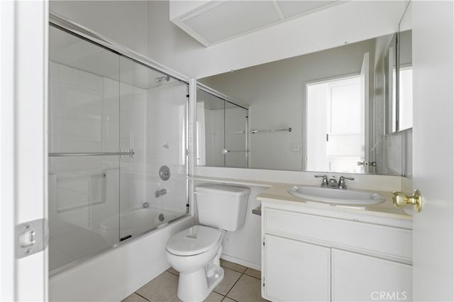 3723 W Avenue J4, Lancaster, CA 93536