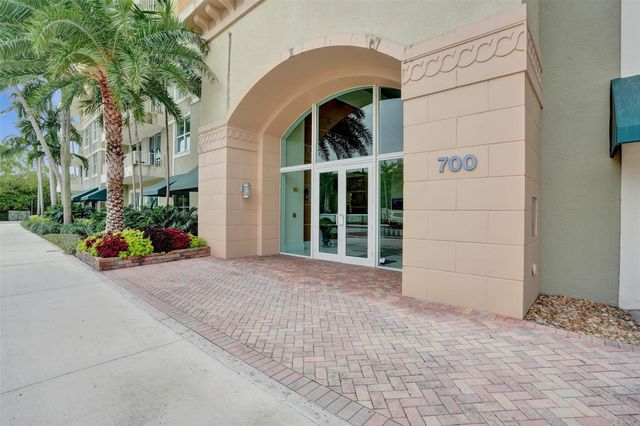 700 E Boynton Beach Boulevard 406, Boynton Beach, FL 33435