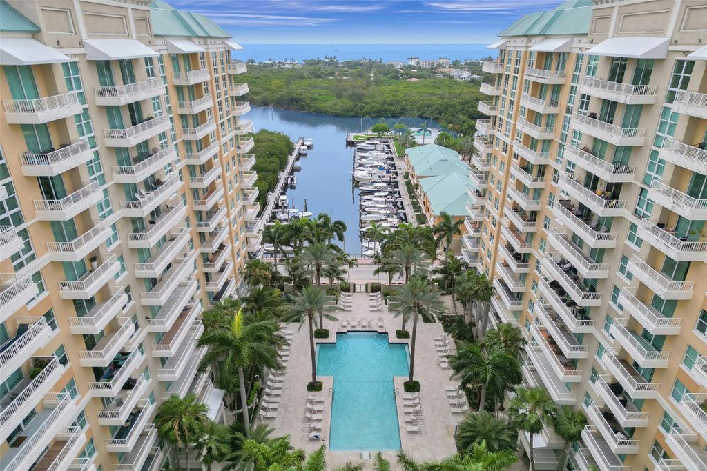 700 E Boynton Beach Boulevard 406, Boynton Beach, FL 33435