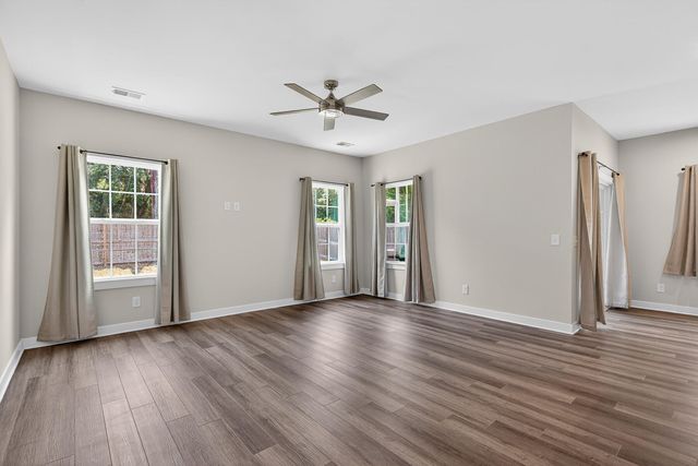 151 Country Oaks Lane, Wando, SC 29492