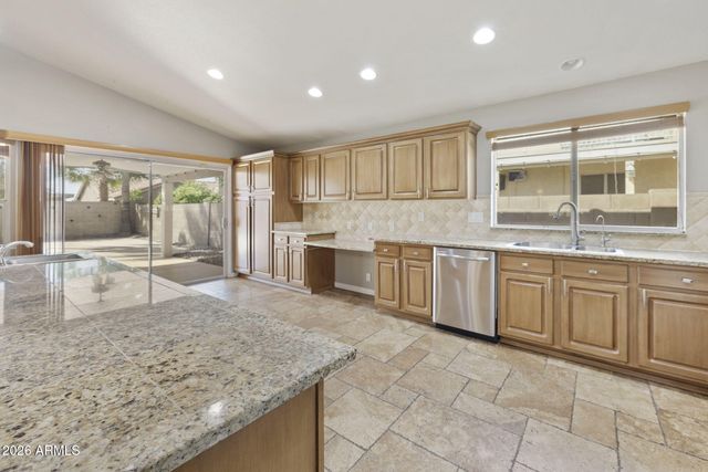 4025 W Wethersfield Road, Phoenix, AZ 85029