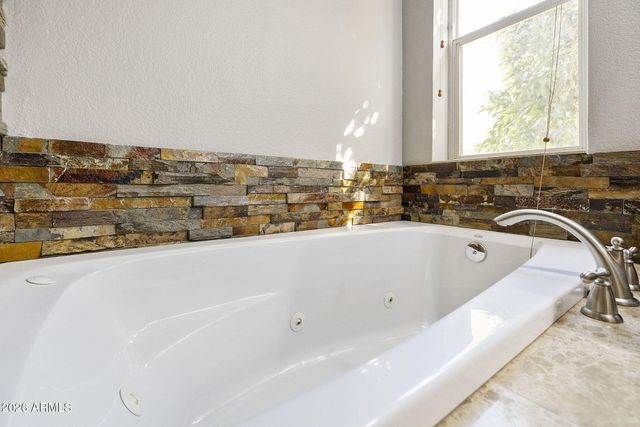 4025 W Wethersfield Road, Phoenix, AZ 85029