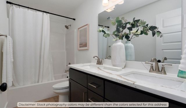 4331 W Cactus Place, Fayetteville, AR 72704