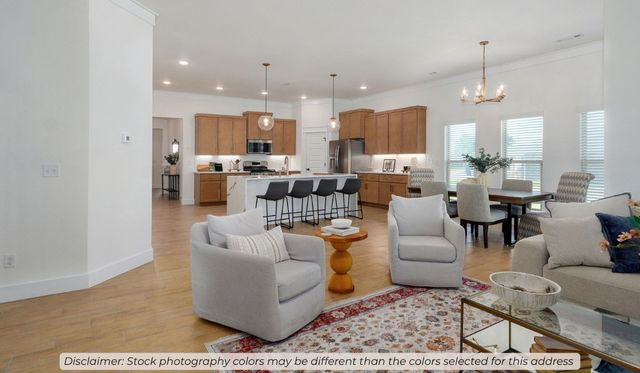 4331 W Cactus Place, Fayetteville, AR 72704