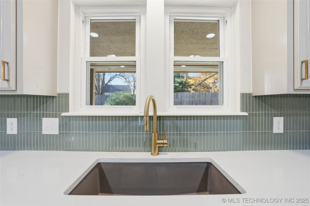 7430 S Fulton Avenue, Tulsa, OK 74136