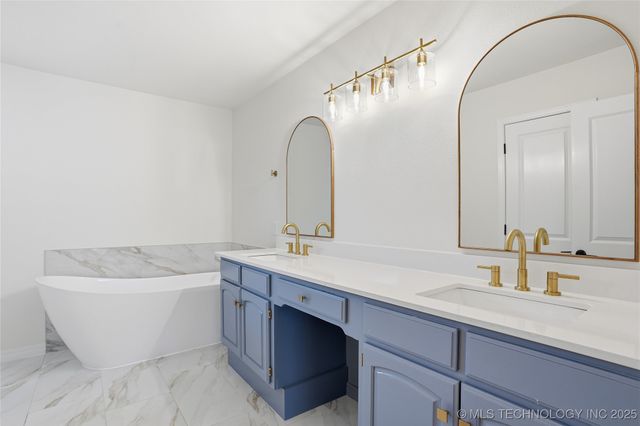 7430 S Fulton Avenue, Tulsa, OK 74136