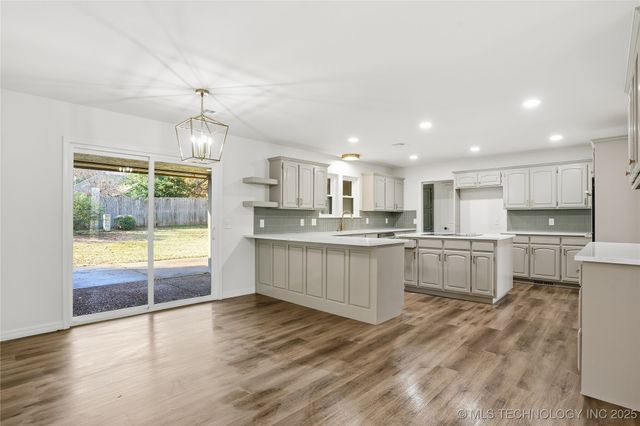 7430 S Fulton Avenue, Tulsa, OK 74136