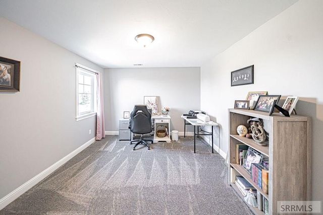 2219 E Olympic Avenue, Idaho Falls, ID 83404