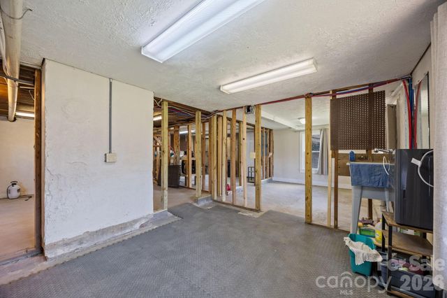 107 Axley Street, Canton, NC 28716