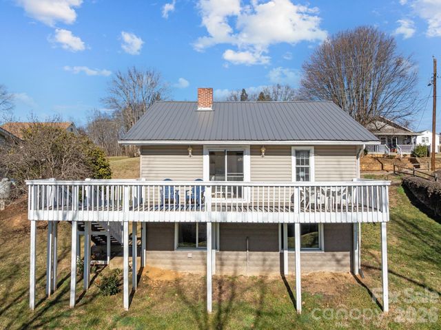 107 Axley Street, Canton, NC 28716