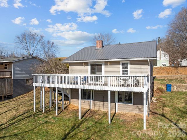 107 Axley Street, Canton, NC 28716