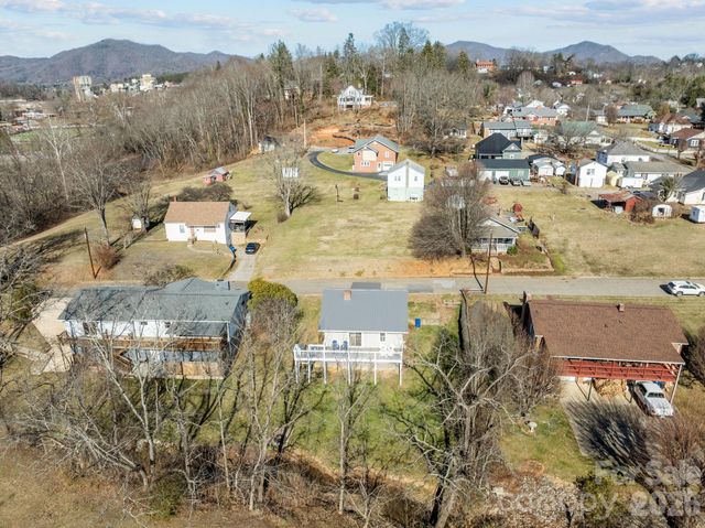 107 Axley Street, Canton, NC 28716