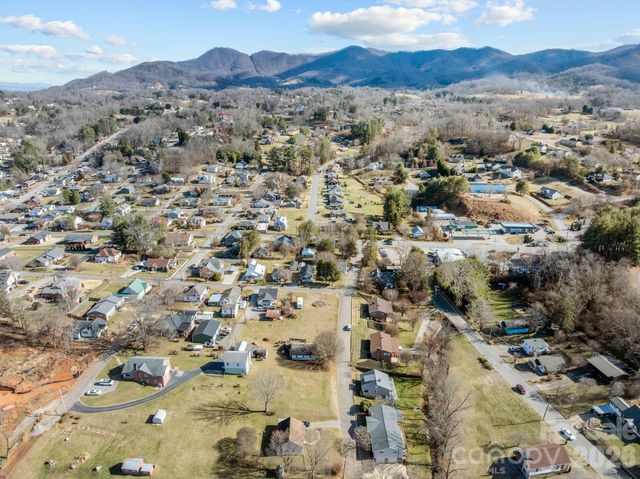 107 Axley Street, Canton, NC 28716